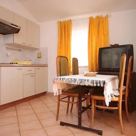 With A Parking Space Novigrad - 7121 Apartment *