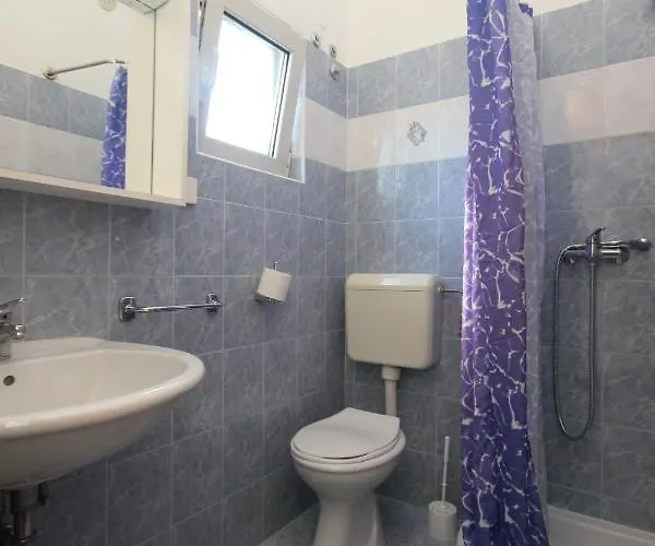 With A Parking Space Novigrad - 7121 Διαμέρισμα