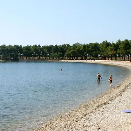 With A Parking Space Novigrad - 7121 Daire *